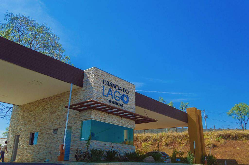 Lote no condomínio Estancia do Lago, 1000 m²,valor apartir de 875.000,00