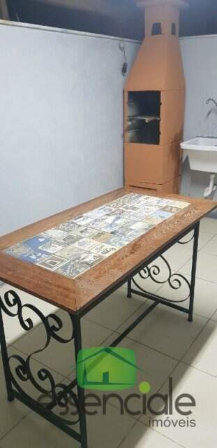 Apartamento 02 Quartos Mobiliado com área privativa no Bairro Cabral - Contagem - MG R$ 2.100,00