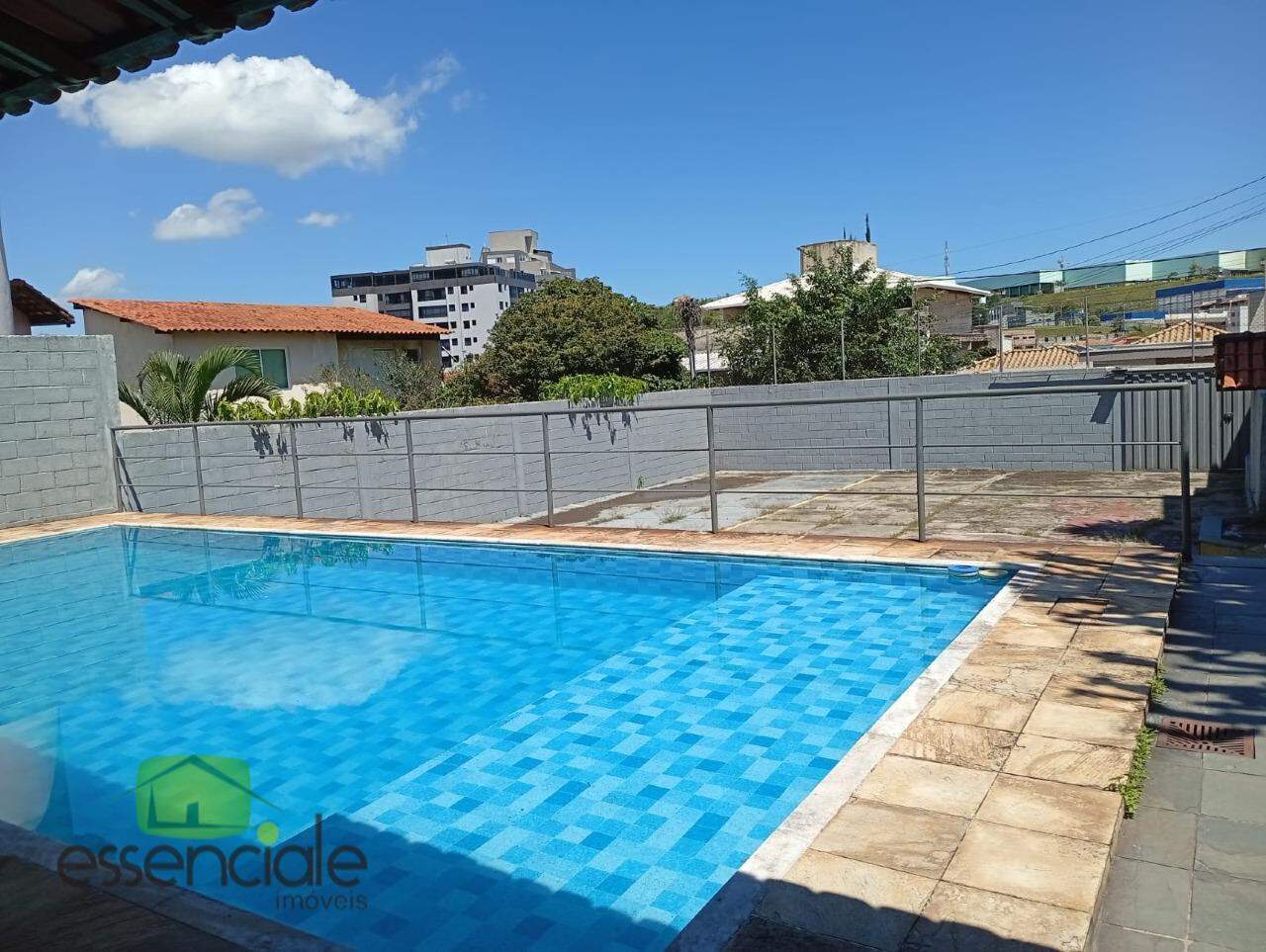Casa à venda no bairro Jardim Riacho Das Pedras, em Contagem - MG