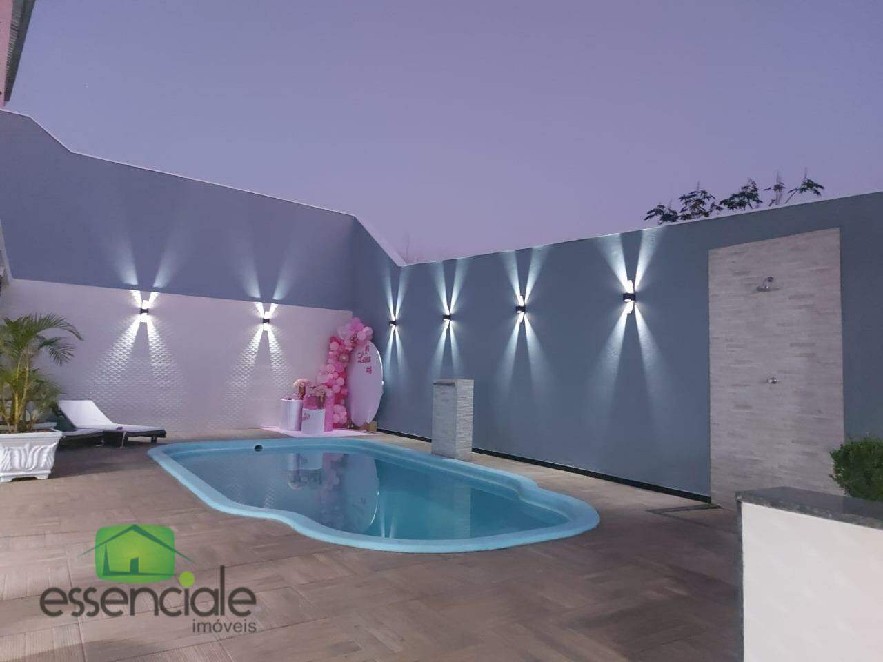Casa de alto padrão à venda no Granja Ouro Branco, Contagem – 3 suítes, piscina e 10 vagas