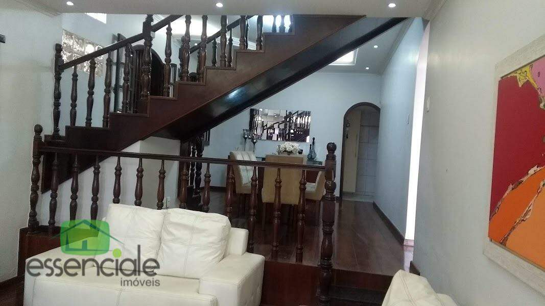 Casa à venda no bairro Vera Cruz, em Contagem - MG