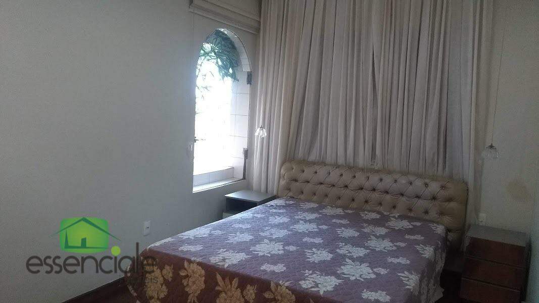 Casa à venda no bairro Vera Cruz, em Contagem - MG