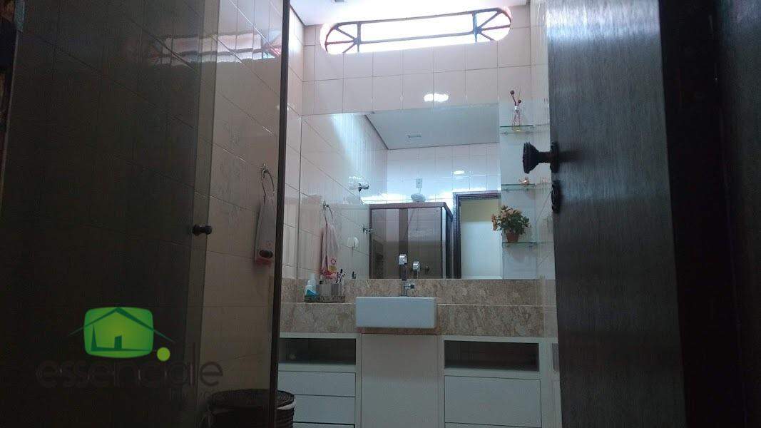 Casa à venda no bairro Vera Cruz, em Contagem - MG