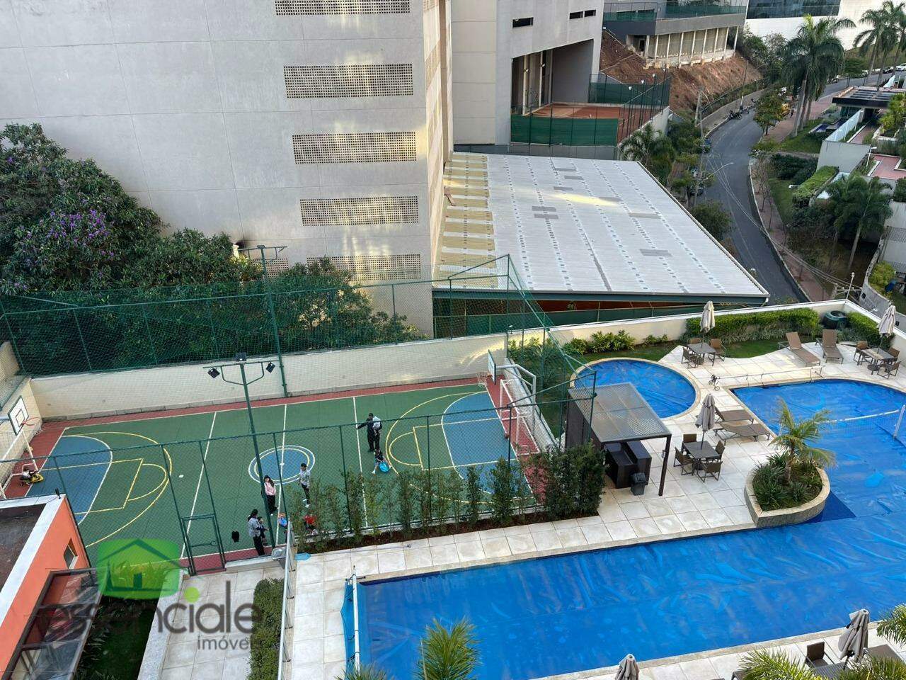 Apartamento de 4 quartos no bairro Vila Da Serra, Contagem MG