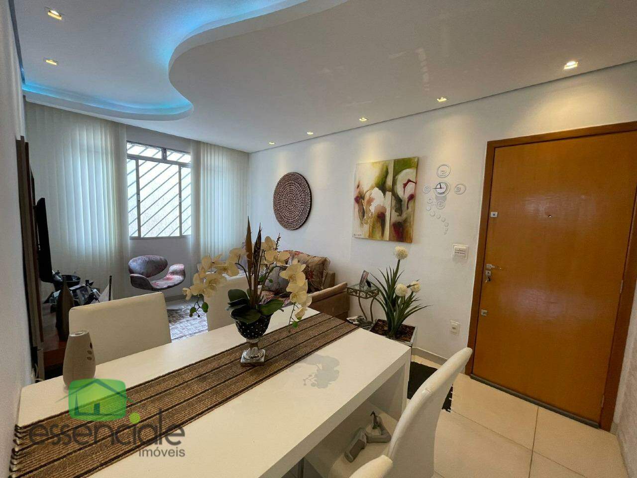 Apartamento 2 quartos suite elevador bairro europa a venda por R$400.000,00