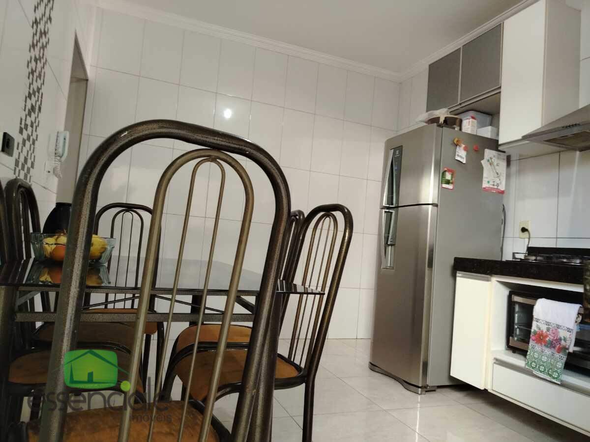 Casa geminada à venda no bairro Novo Eldorado, em Contagem - MG