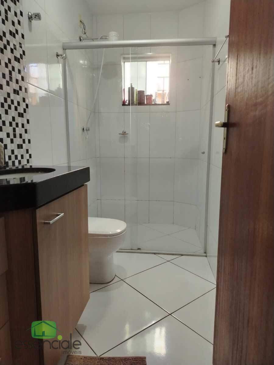 Casa geminada à venda no bairro Novo Eldorado, em Contagem - MG