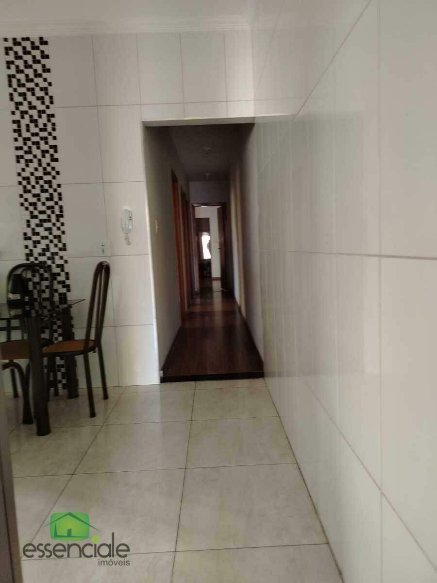 Casa geminada à venda no bairro Novo Eldorado, em Contagem - MG