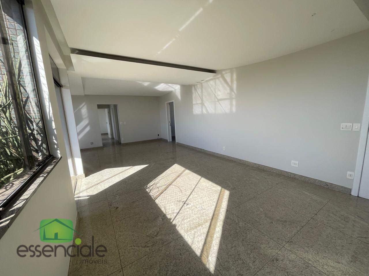 Apartamento 3 quartos suite, andar alto, centro do Barreiro lazer Por R$ 895.000,00