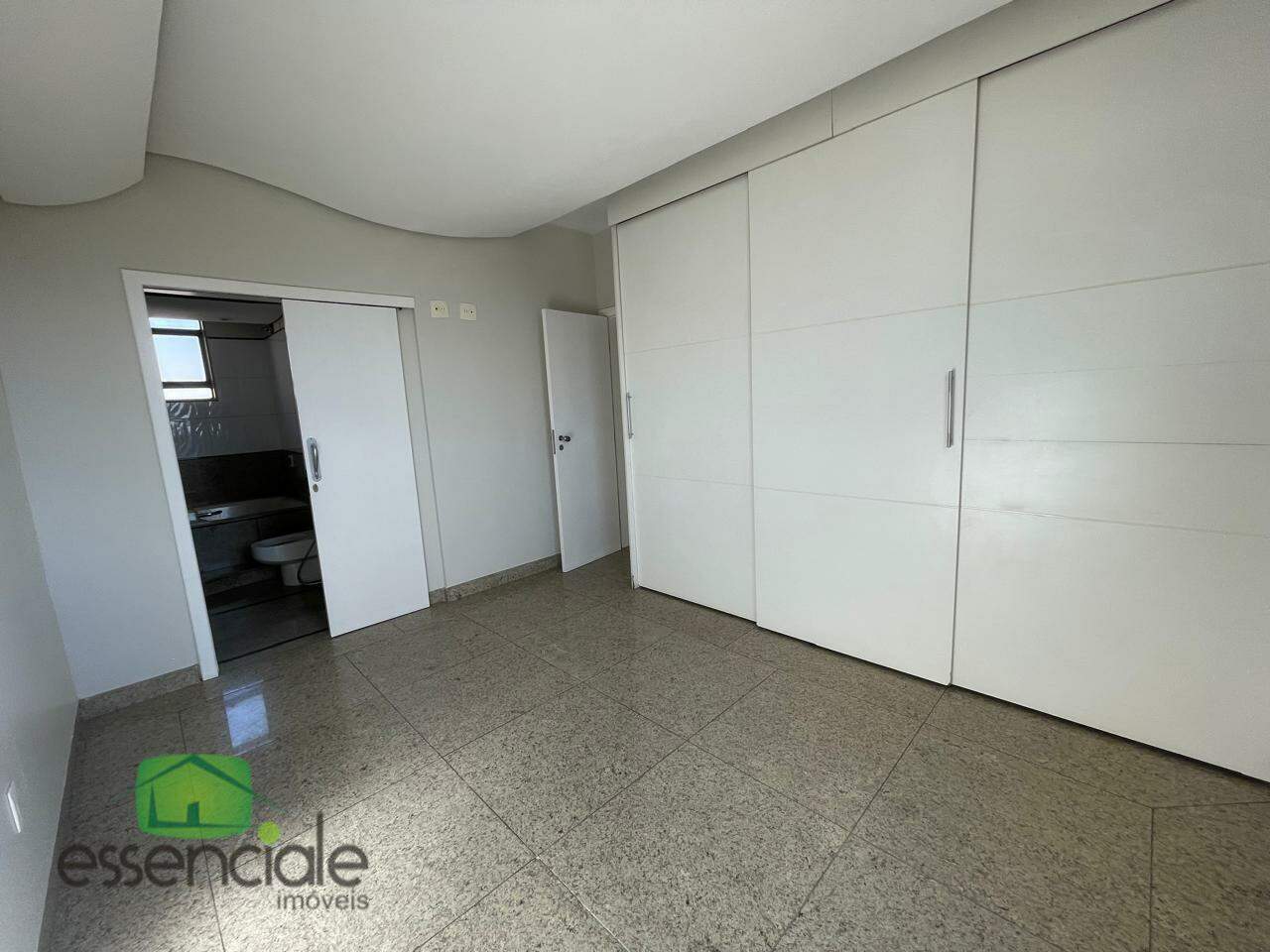 Apartamento 3 quartos suite, andar alto, centro do Barreiro lazer Por R$ 895.000,00