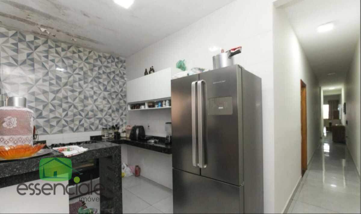 Casa de 180 m² com 3 quartos sendo uma suíte no bairro Industrial a venda por R$ 650.000,00