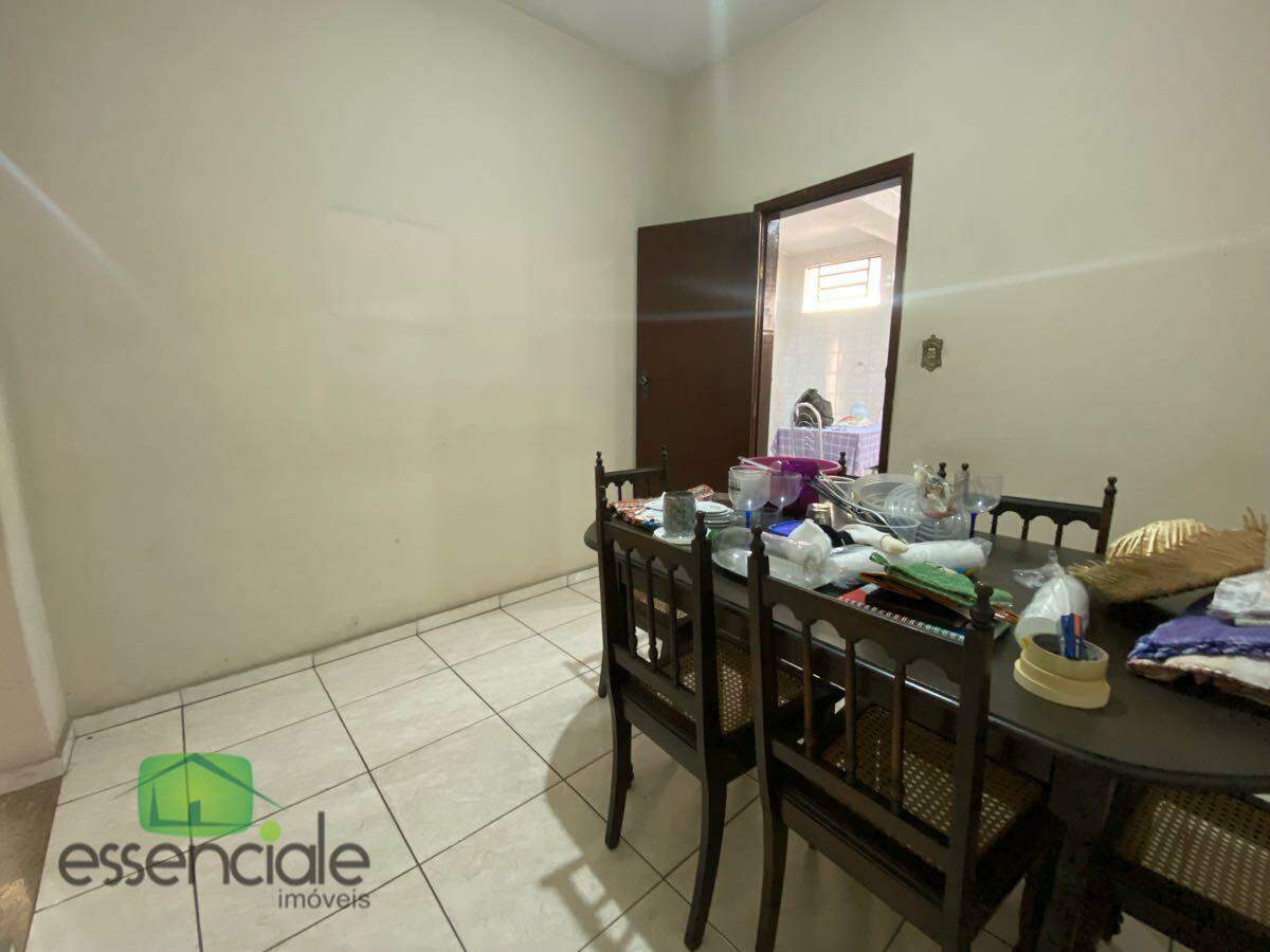 Casa com 405 m² e 5 quartos no bairro Novo eldorado à venda por R$ 745.000,00