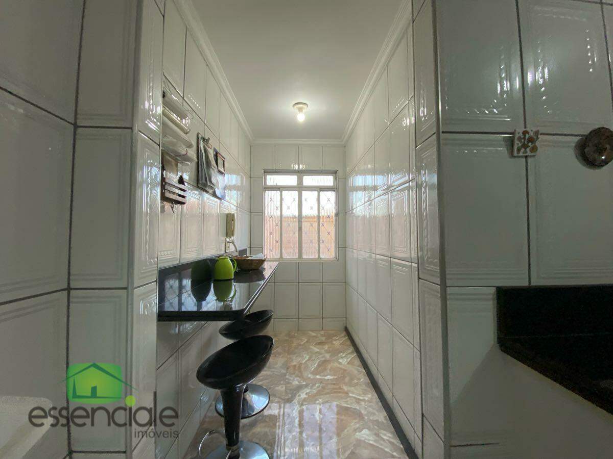 Casa com 200 m² e 4 quartos no bairro Água branca à venda por R$ 760.000
