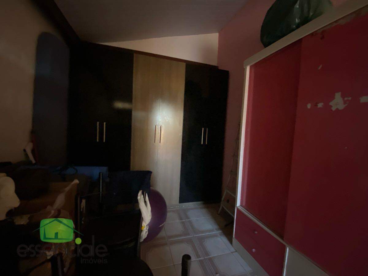 Casa com 200 m² e 4 quartos no bairro Água branca à venda por R$ 760.000