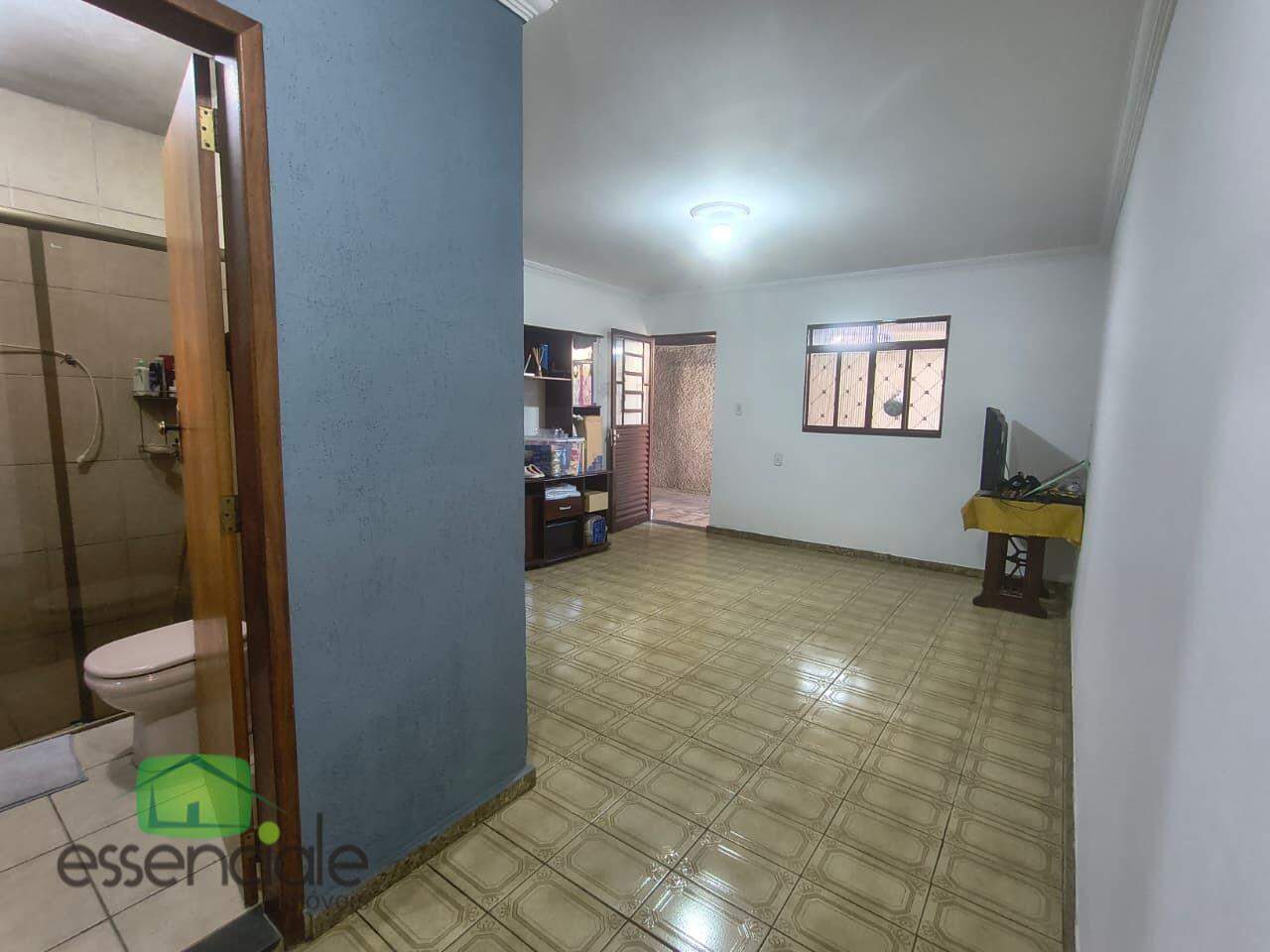 Casa de 172 m², 3 quartos, 5 vagas no bairro Flamengo em Contagem à venda por R$ 750.000,00