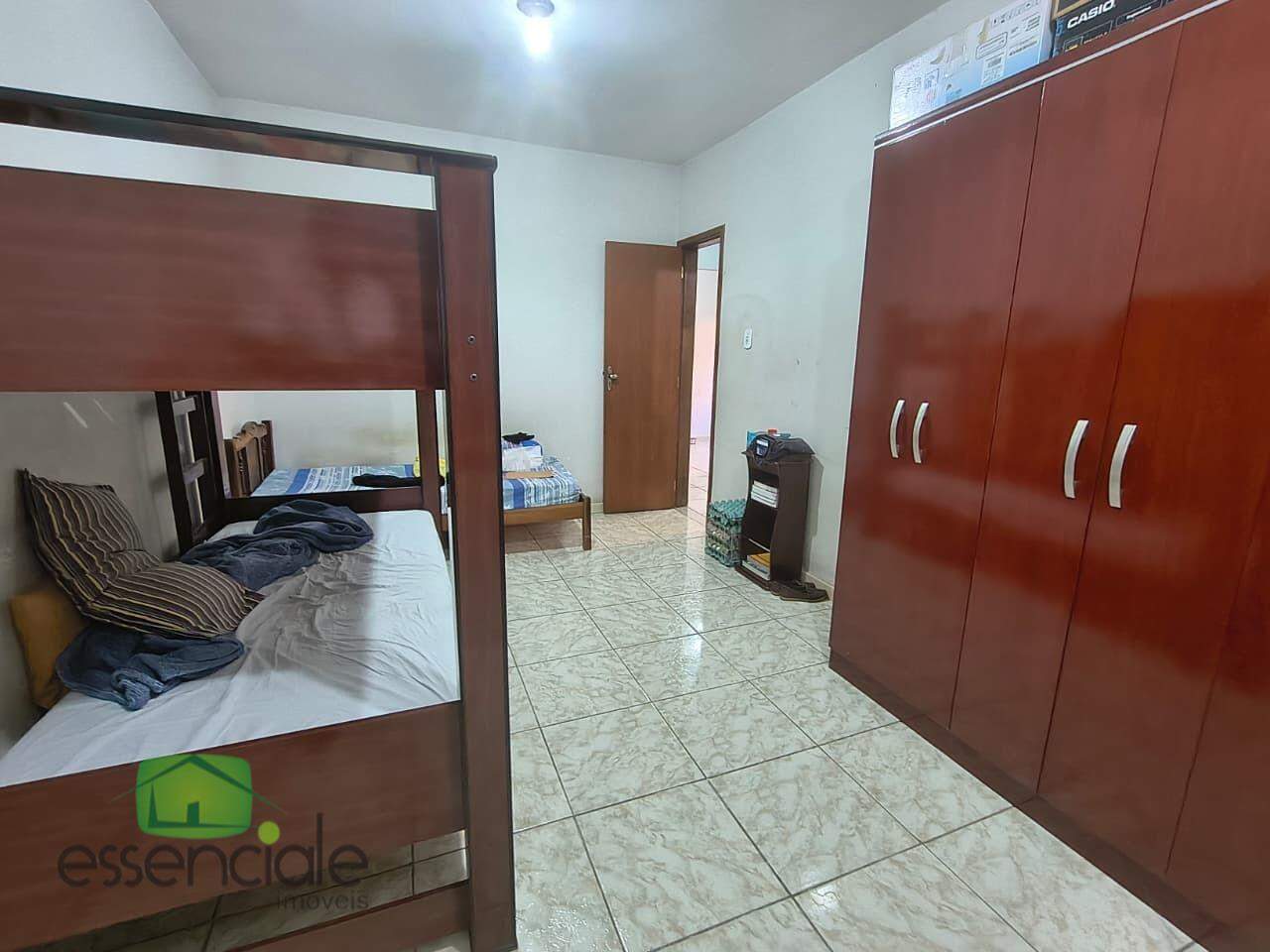 Casa de 172 m², 3 quartos, 5 vagas no bairro Flamengo em Contagem à venda por R$ 750.000,00