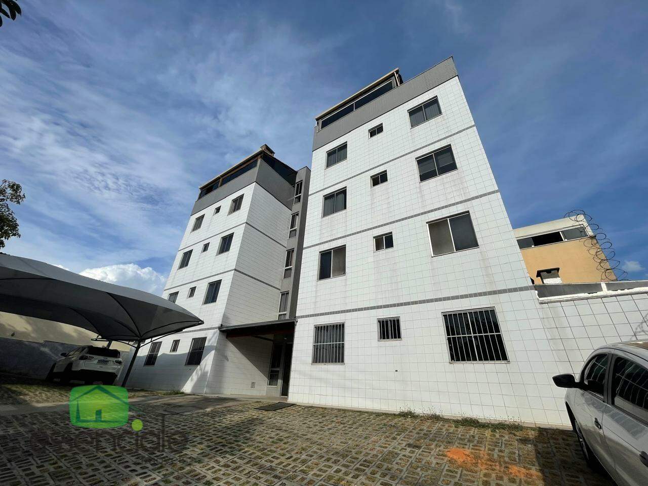 Apartamento 2 quartos, com área privativa 1 vaga no Cabral, Contagem.