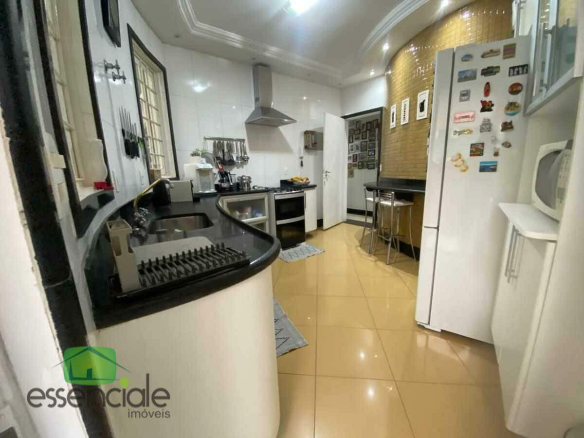 Casa de 250 m² e 3 quartos no bairro Europa à venda por R$ 1.250.000