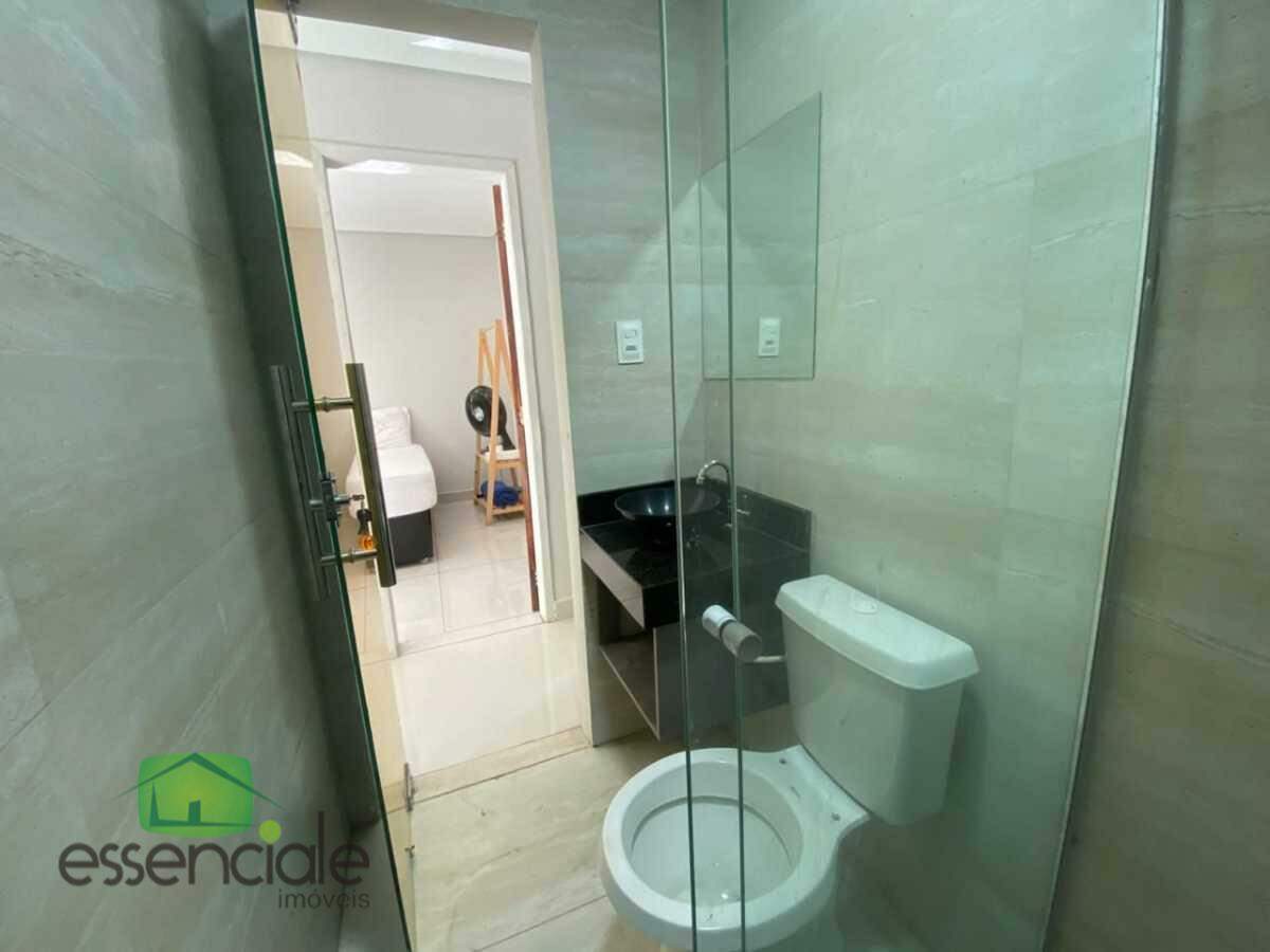 Casa de 130m² e 3 quartos no bairro Jardim Riacho das Pedras à venda por R$ 935.000