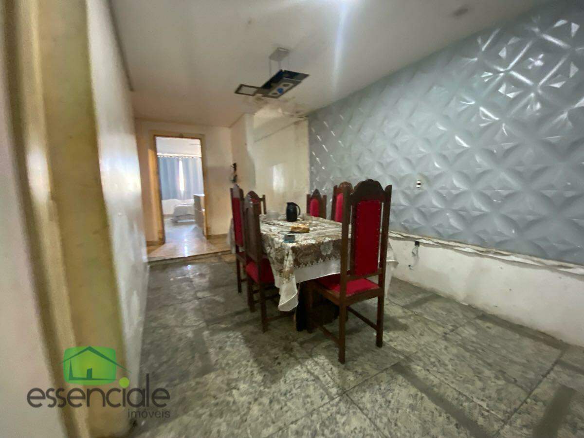 Casa de 300m² com 5 quartos no bairro Eldorado à venda por R$ 850.000
