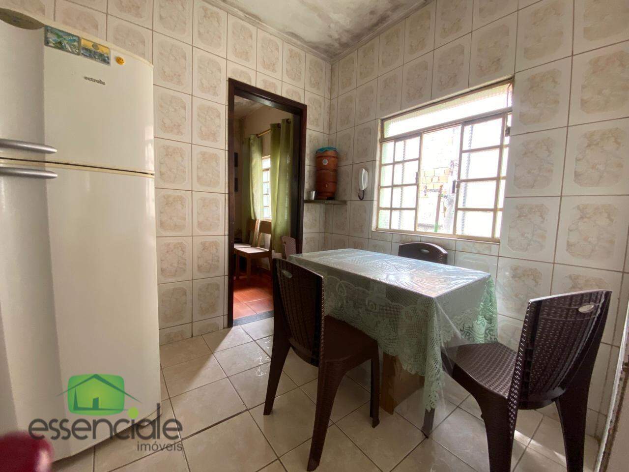Casa de 390m² com 2 quartos no bairro Bandeirantes à venda por R$ 630.000