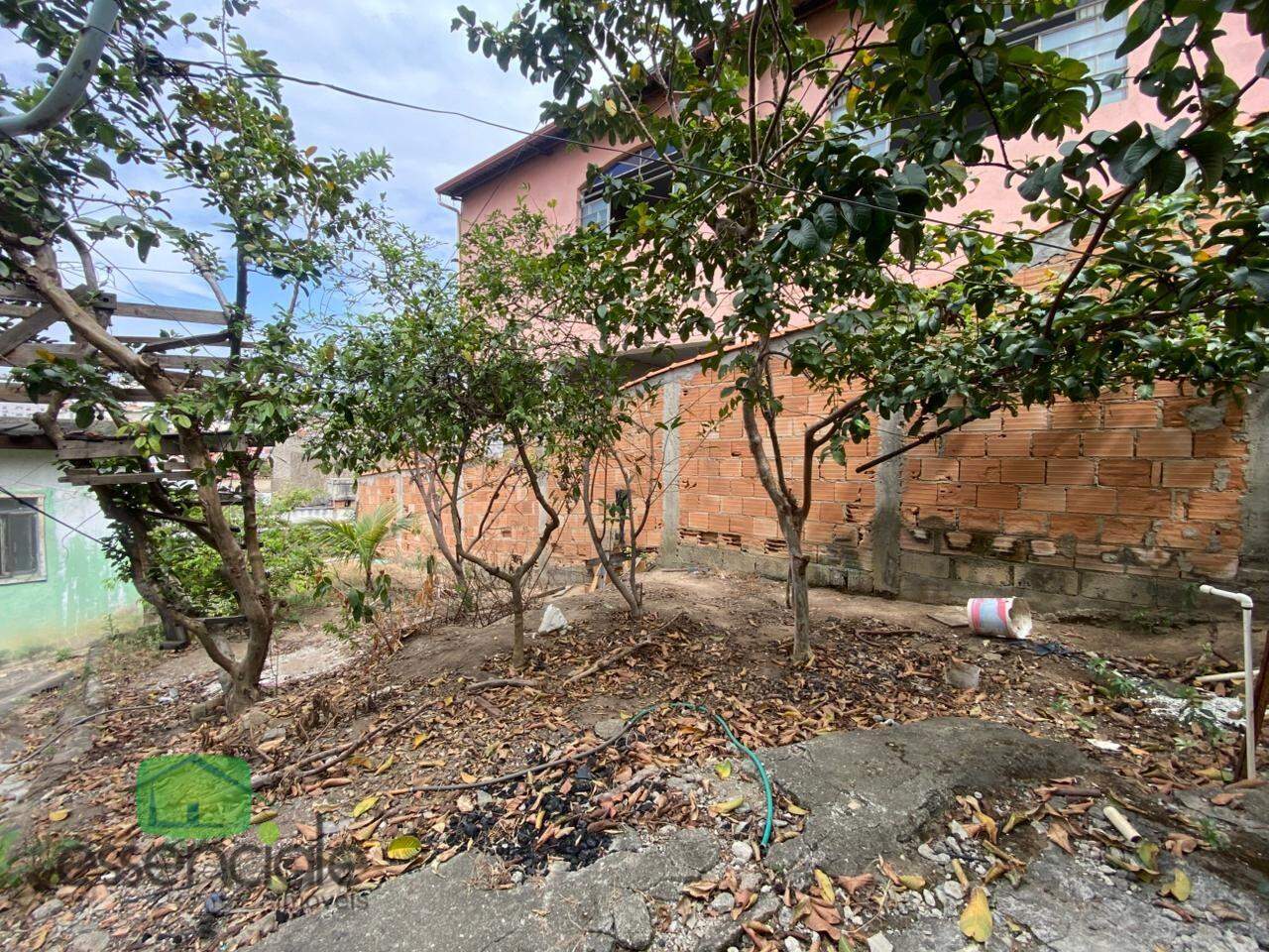 Casa de 390m² com 2 quartos no bairro Bandeirantes à venda por R$ 630.000