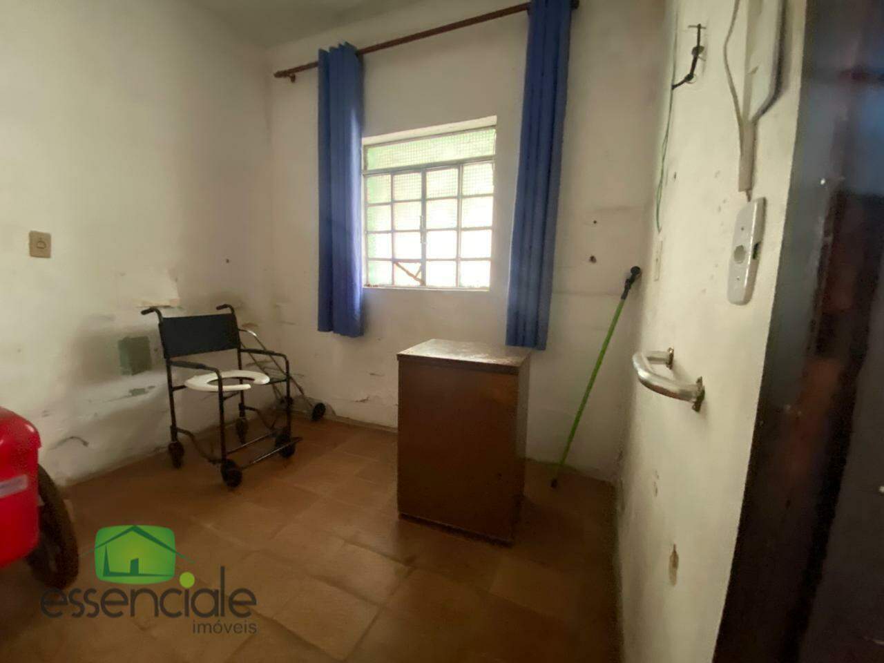 Casa de 390m² com 2 quartos no bairro Bandeirantes à venda por R$ 630.000
