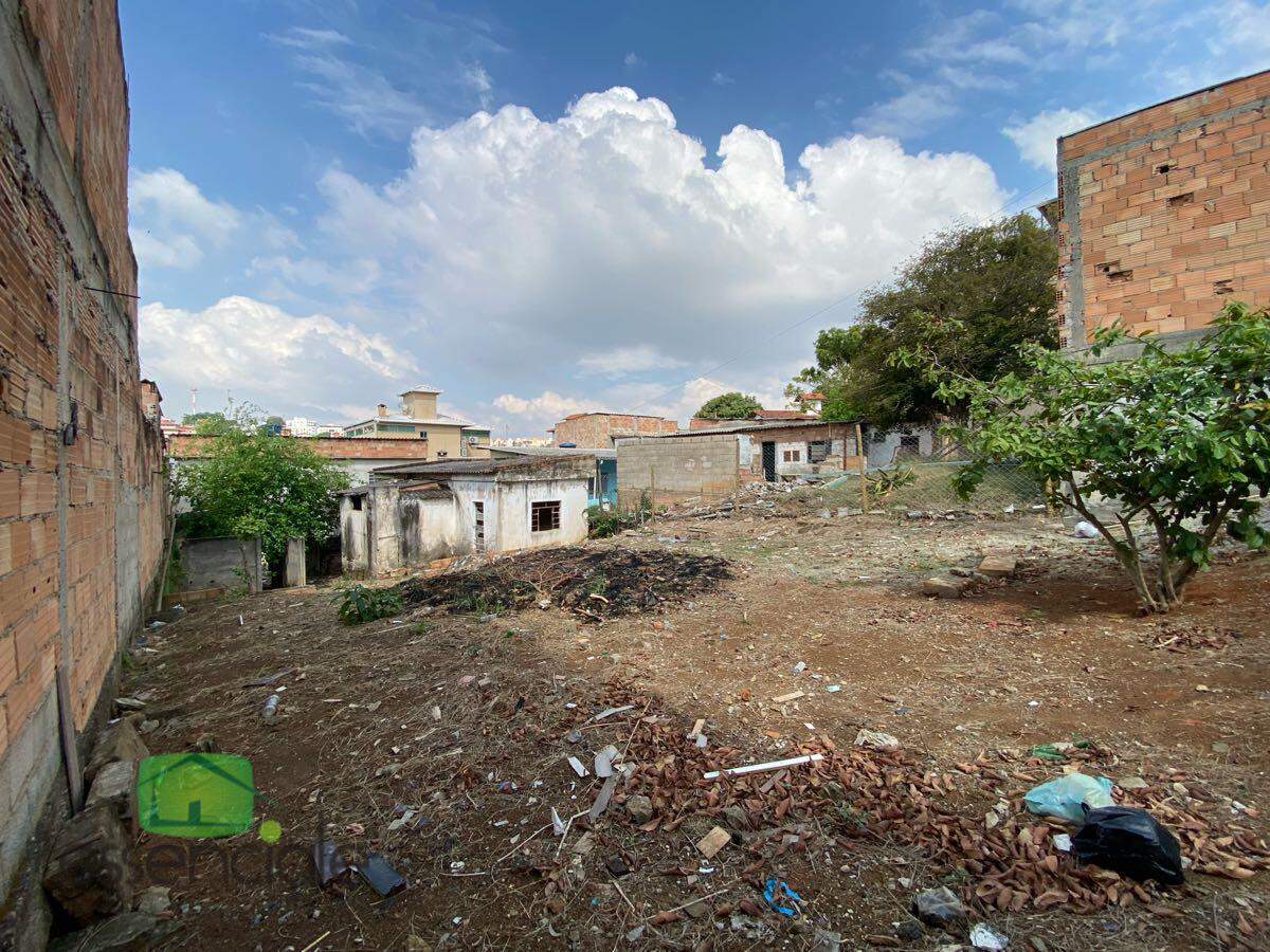 Lote com 360 m² no bairro Alvorada, em Contagem – MG, à venda por R$ 350.000