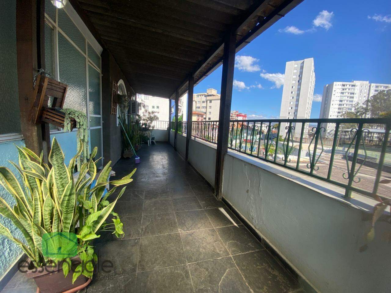 Casa de 360m² e 3 quartos no bairro Eldorado à venda por R$ 1.400.000