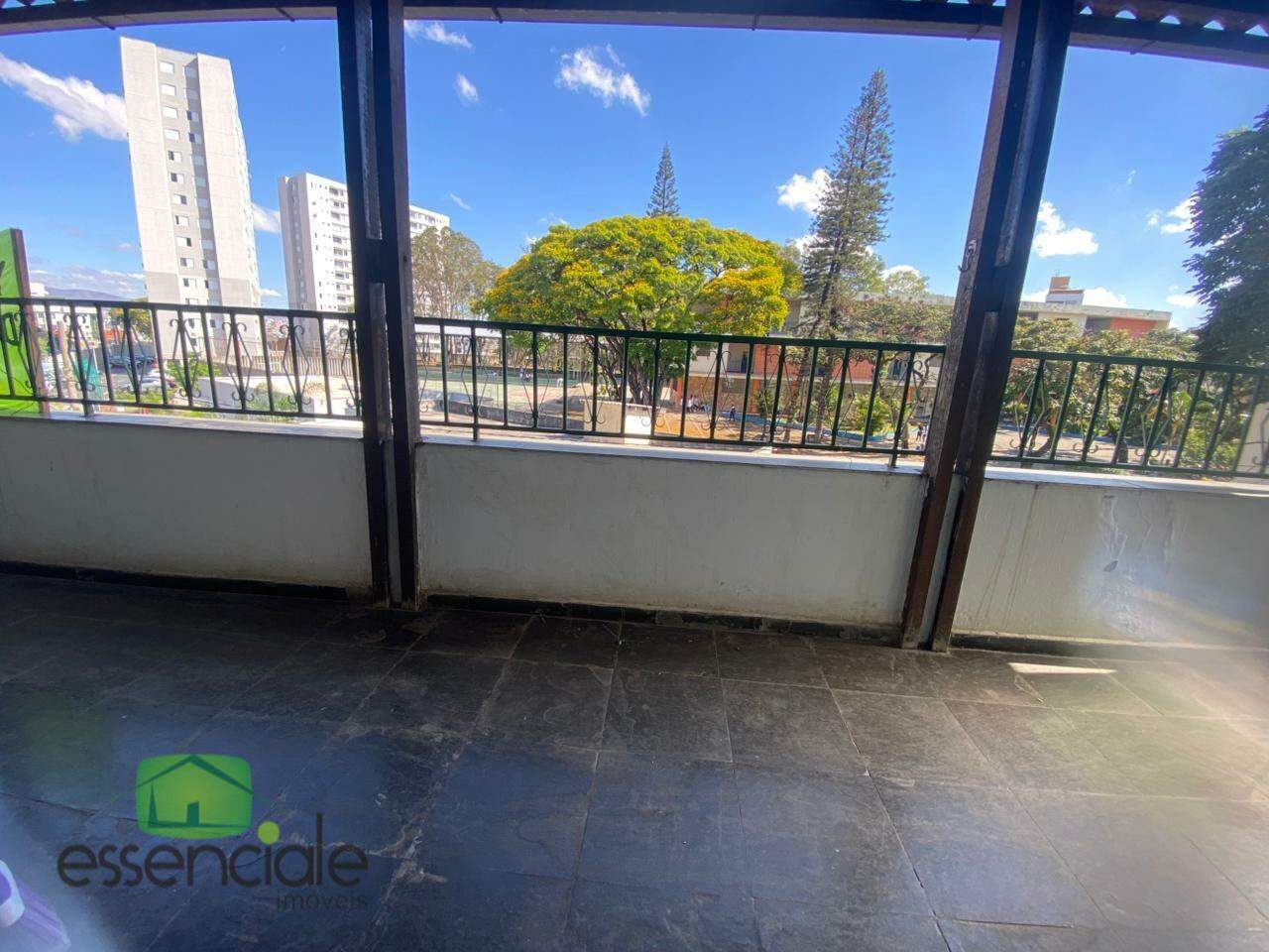 Casa de 360m² e 3 quartos no bairro Eldorado à venda por R$ 1.400.000