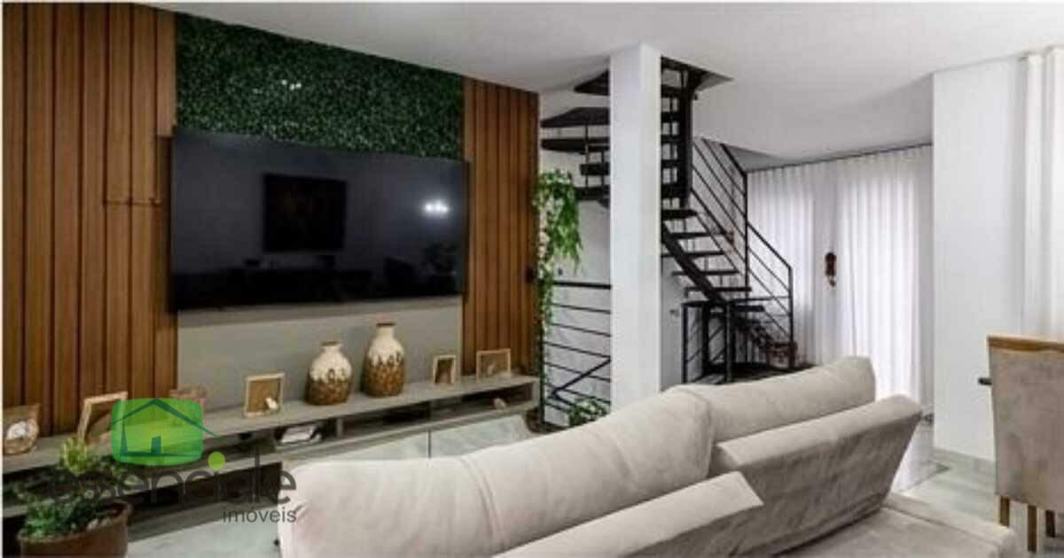 Casa de 180m² e 3 quartos no bairro Europa à venda por R$ 630.000