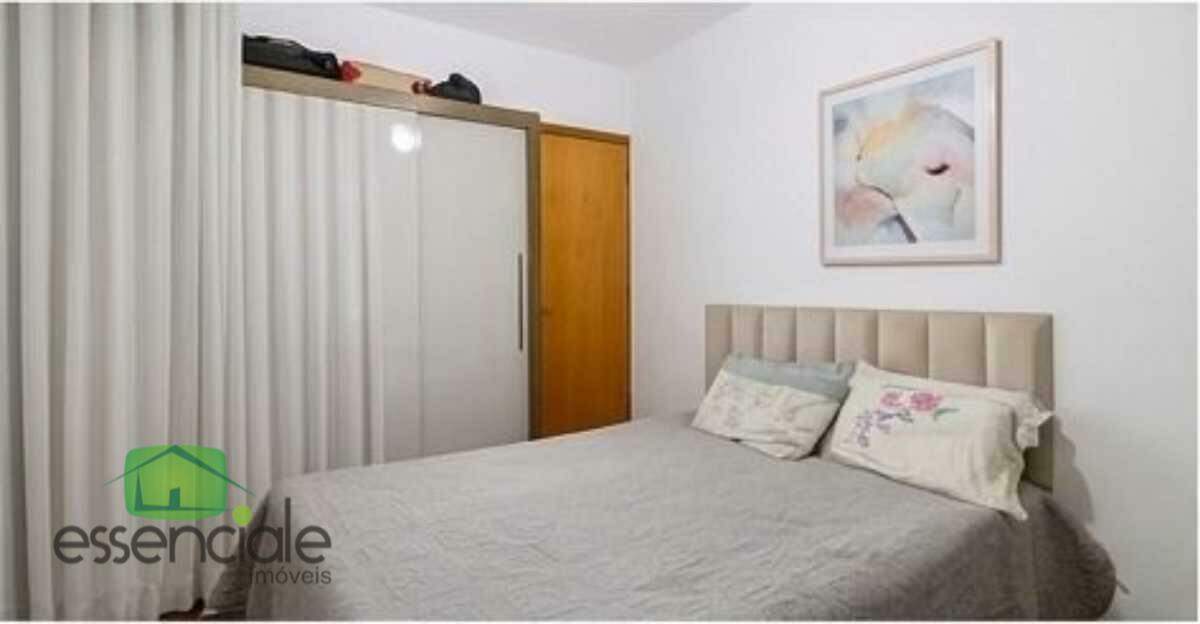 Casa de 180m² e 3 quartos no bairro Europa à venda por R$ 630.000