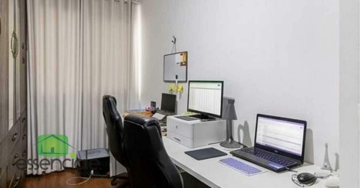 Casa de 180m² e 3 quartos no bairro Europa à venda por R$ 630.000