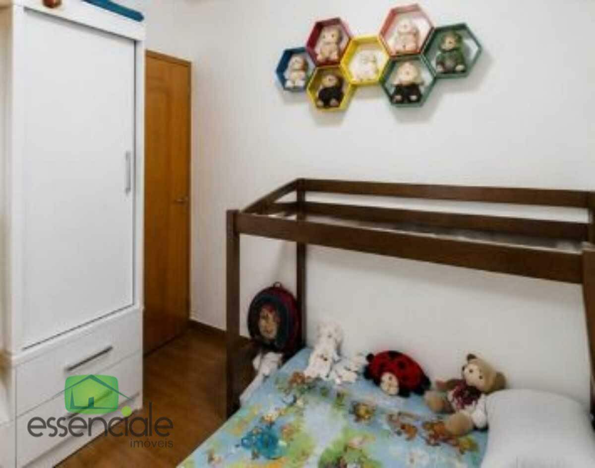 Casa de 180m² e 3 quartos no bairro Europa à venda por R$ 630.000