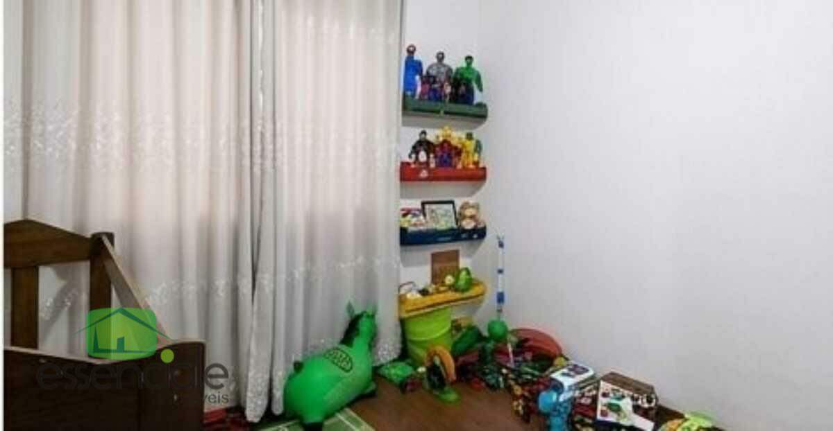 Casa de 180m² e 3 quartos no bairro Europa à venda por R$ 630.000