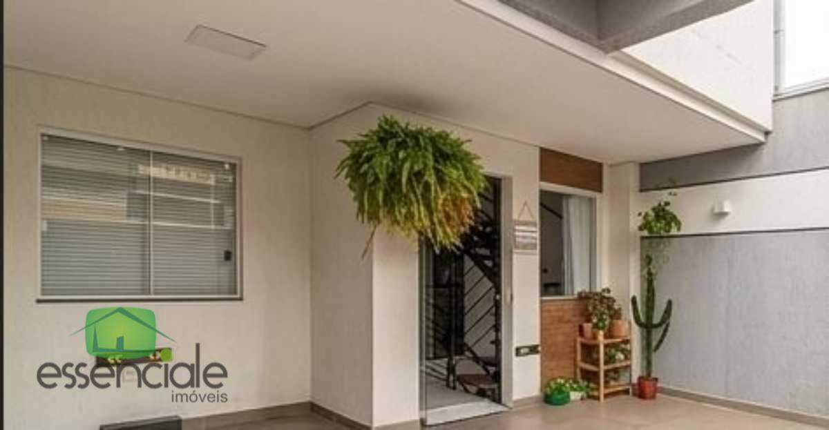 Casa de 180m² e 3 quartos no bairro Europa à venda por R$ 630.000