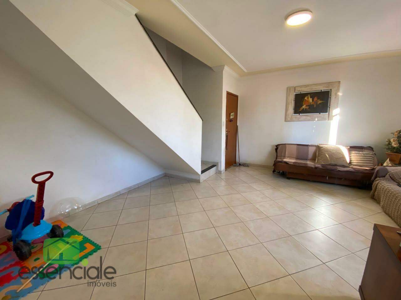 Cobertura com 140 m² e 3 quartos no bairro Novo Riacho à venda por R$ 530.000