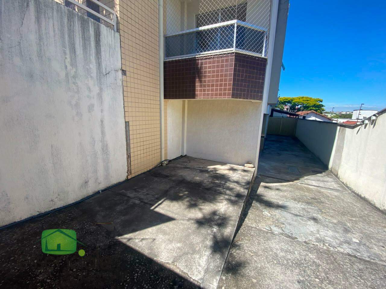 Apartamento de 76m² e 2 quartos no bairro Alvorada à venda por R$ 350.000