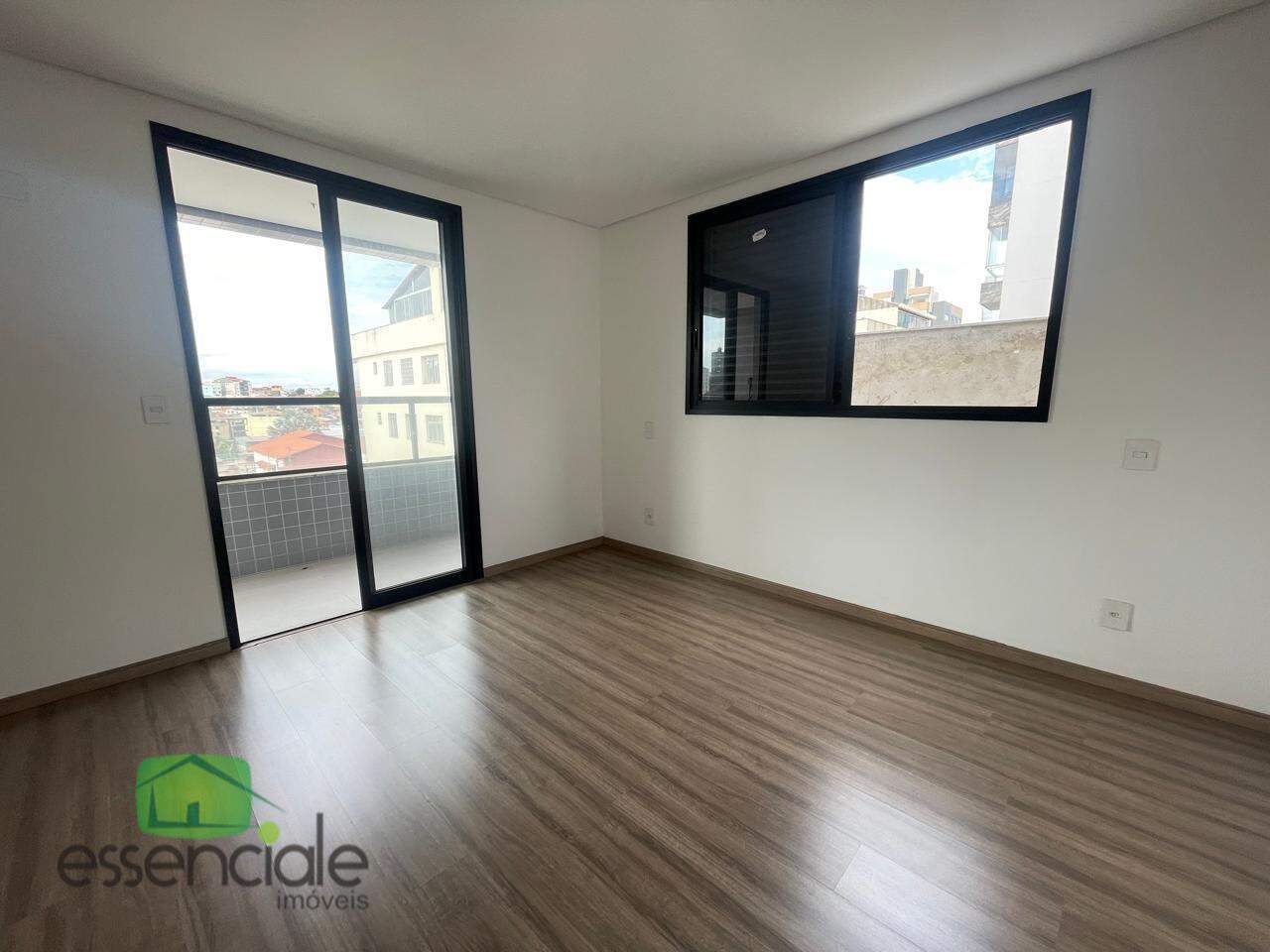 Apartamento de 270m² com 3 quartos no bairro Inconfidentes à venda por R$ 1.590.000