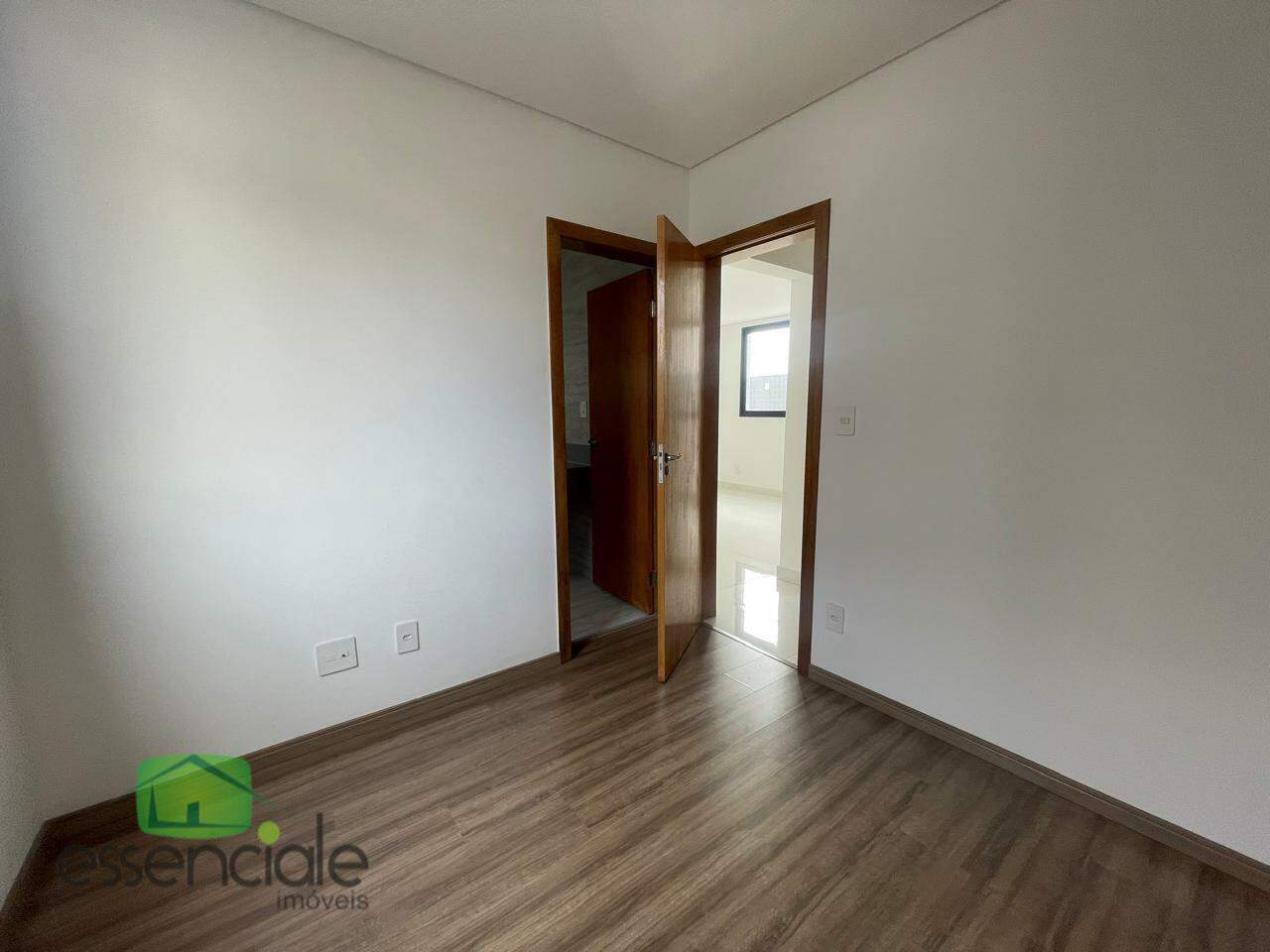 Apartamento de 270m² com 3 quartos no bairro Inconfidentes à venda por R$ 1.590.000