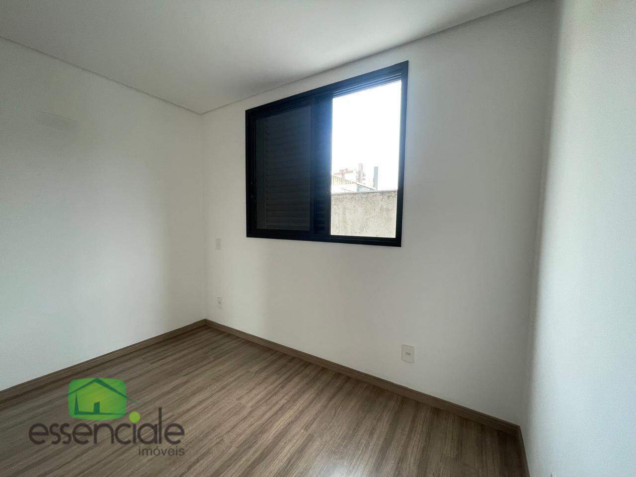 Apartamento de 270m² com 3 quartos no bairro Inconfidentes à venda por R$ 1.590.000