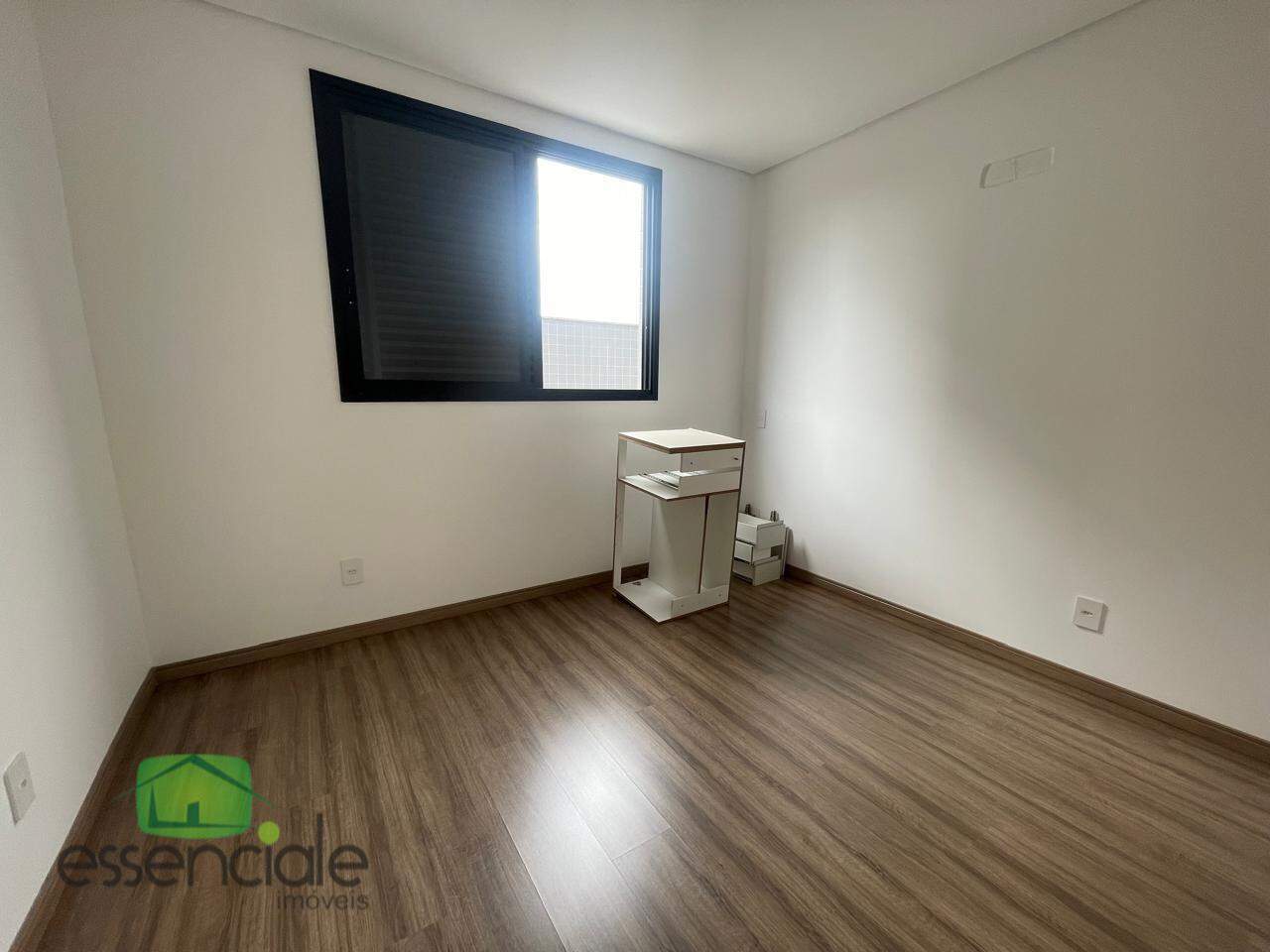 Apartamento de 270m² com 3 quartos no bairro Inconfidentes à venda por R$ 1.590.000