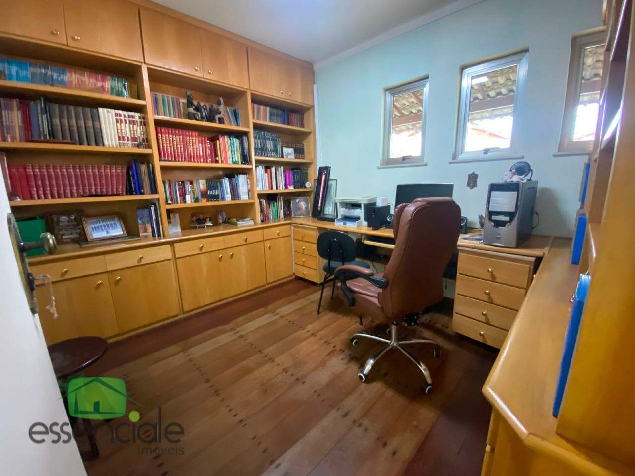 Casa com 860 m² e 4 quartos no bairro Jardim Riacho das Pedras à venda por R$ 4.000.000