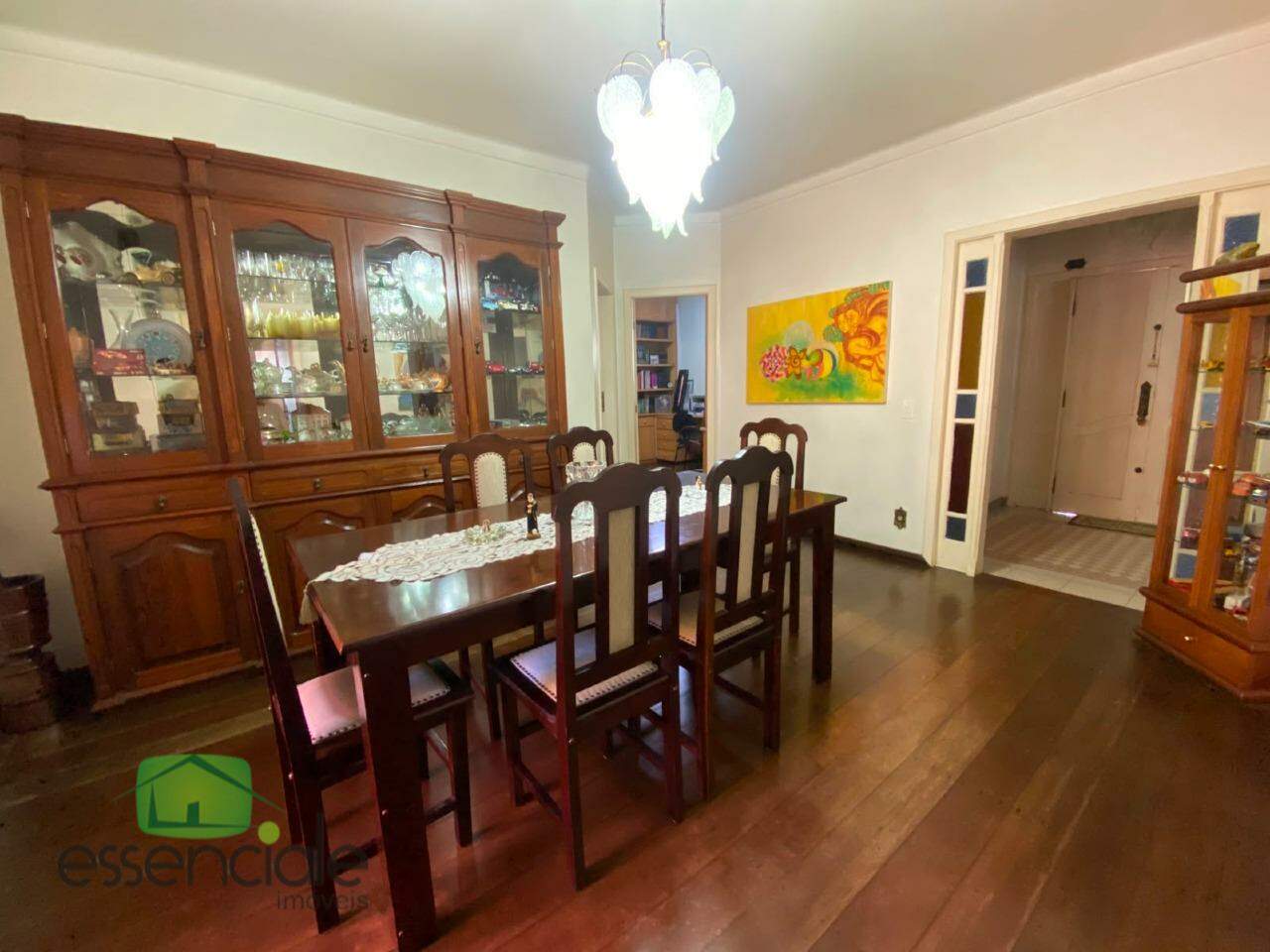 Casa com 860 m² e 4 quartos no bairro Jardim Riacho das Pedras à venda por R$ 4.000.000
