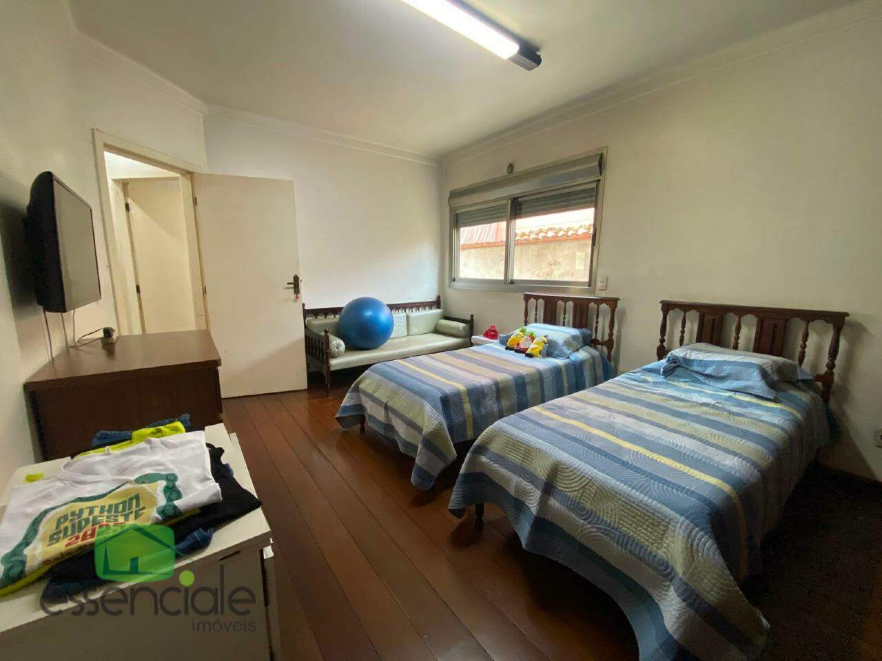 Casa com 860 m² e 4 quartos no bairro Jardim Riacho das Pedras à venda por R$ 4.000.000