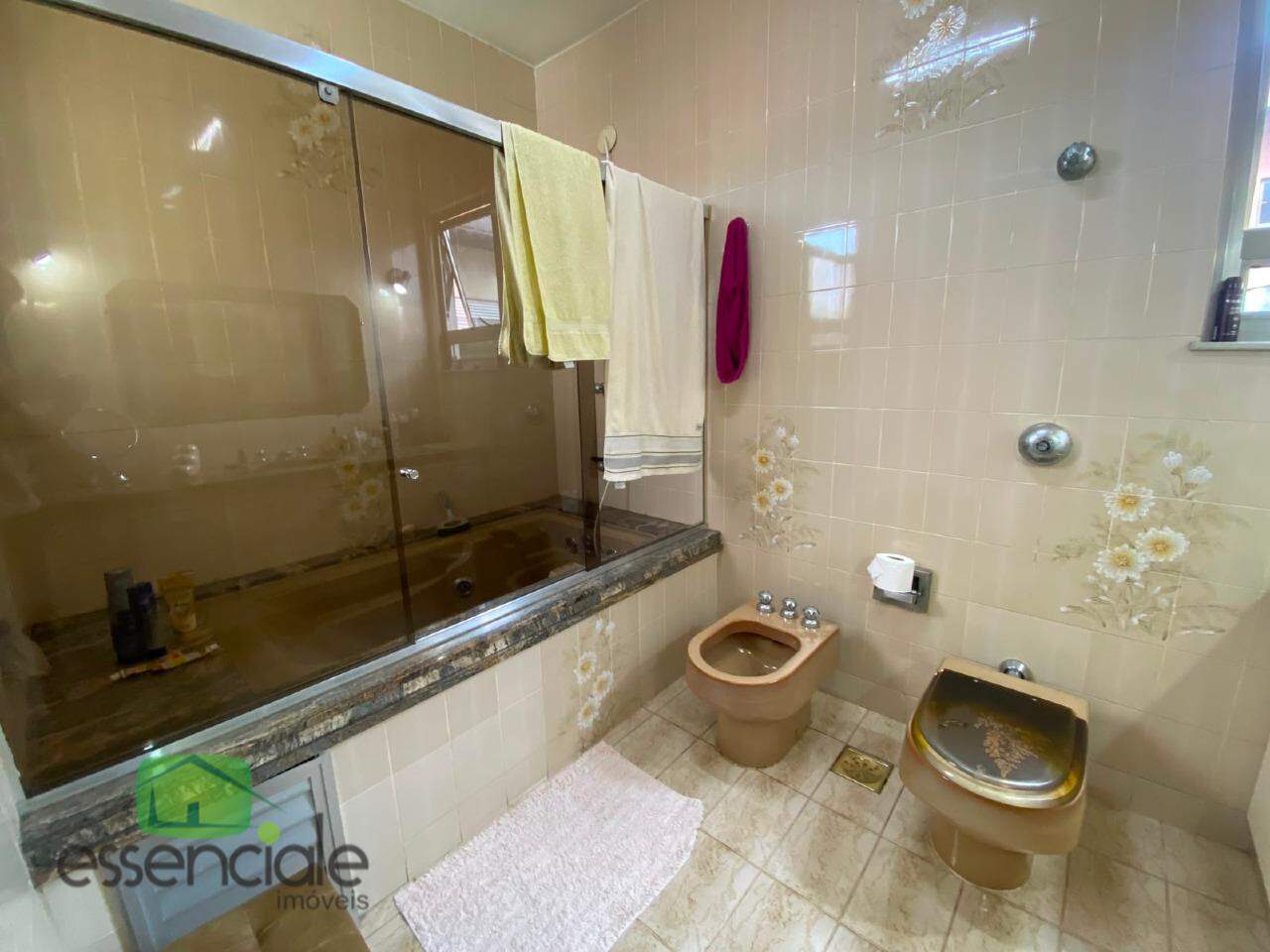 Casa com 860 m² e 4 quartos no bairro Jardim Riacho das Pedras à venda por R$ 4.000.000