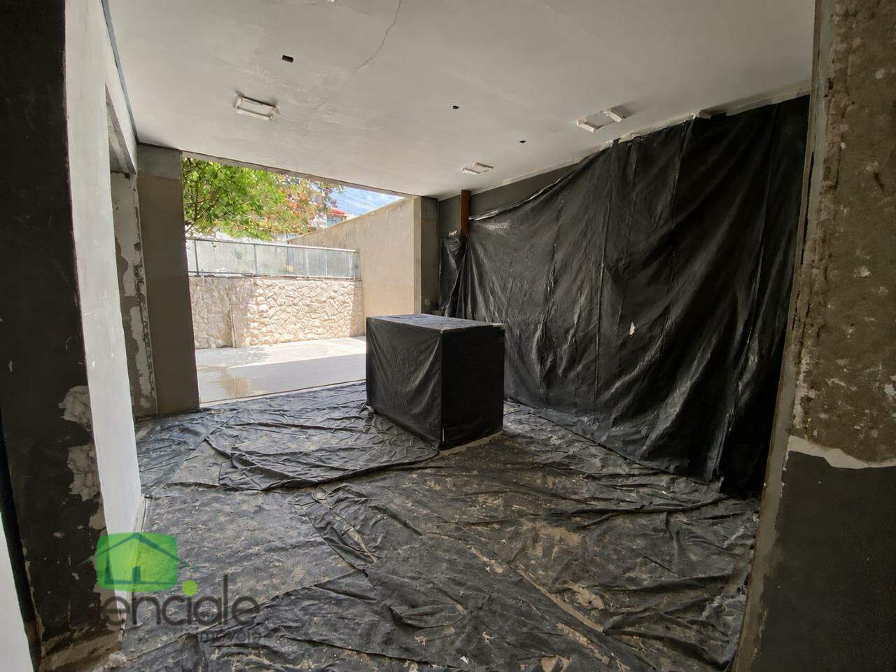 Casa com 200 m² e 4 quartos no bairro Europa à venda por R$ 1.200.000