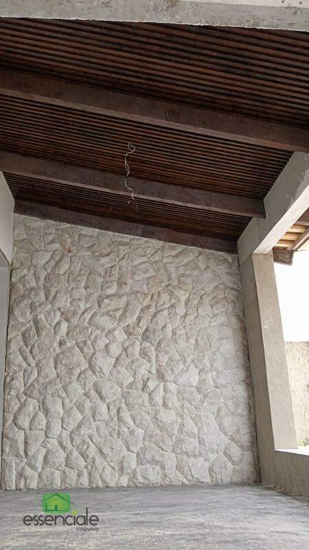 Casa com 200 m² e 4 quartos no bairro Europa à venda por R$ 1.200.000