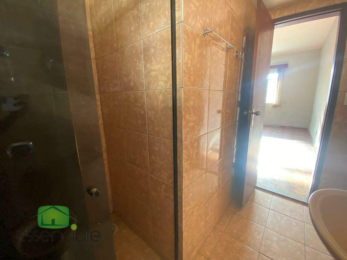 Casa de 360m² e 5 quartos no bairro Jardim Industrial à venda por R$ 840.000