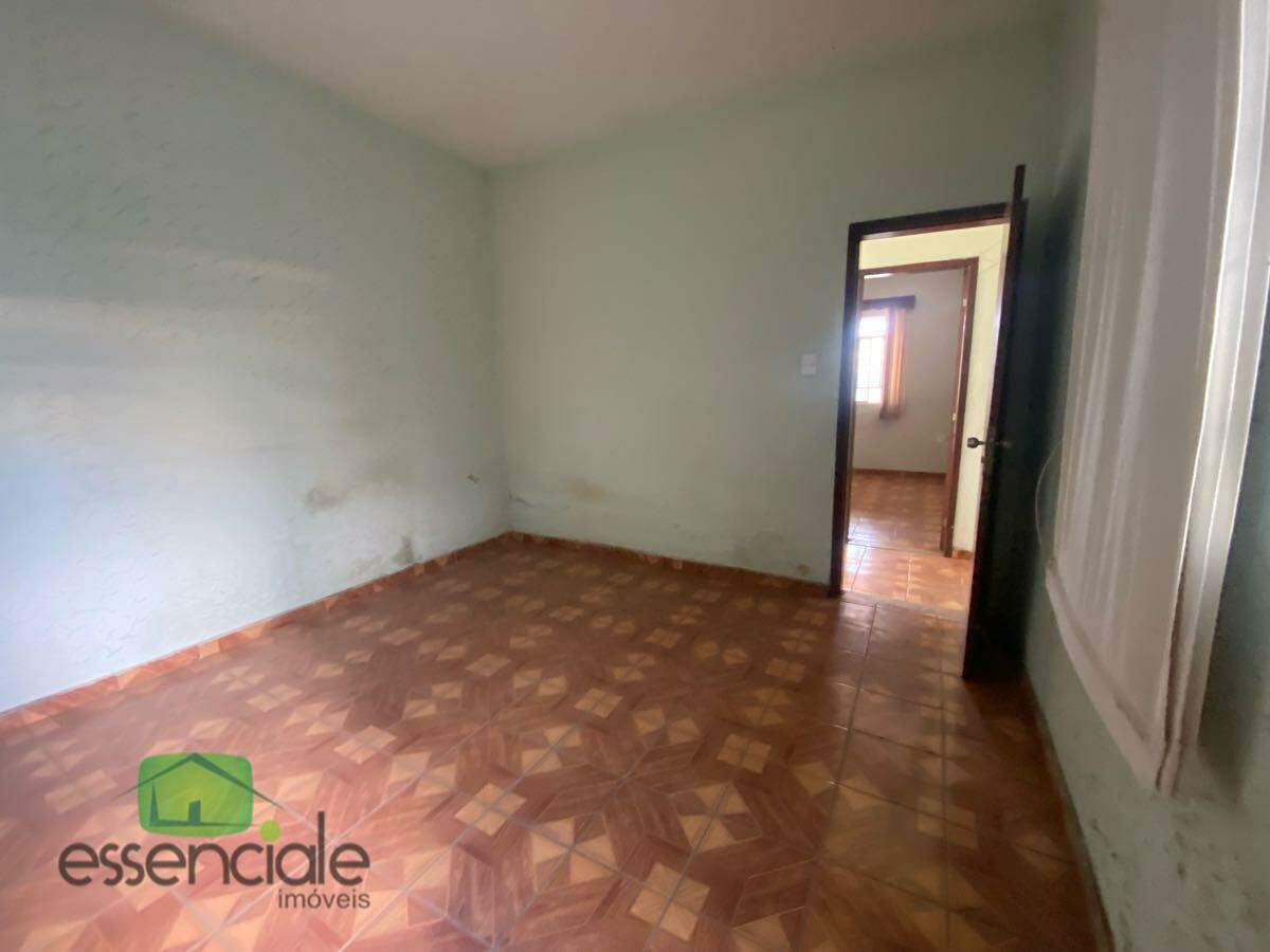 Casa de 360m² e 5 quartos no bairro Jardim Industrial à venda por R$ 840.000